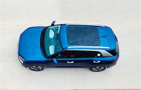 Cars and SUVs with sunroof