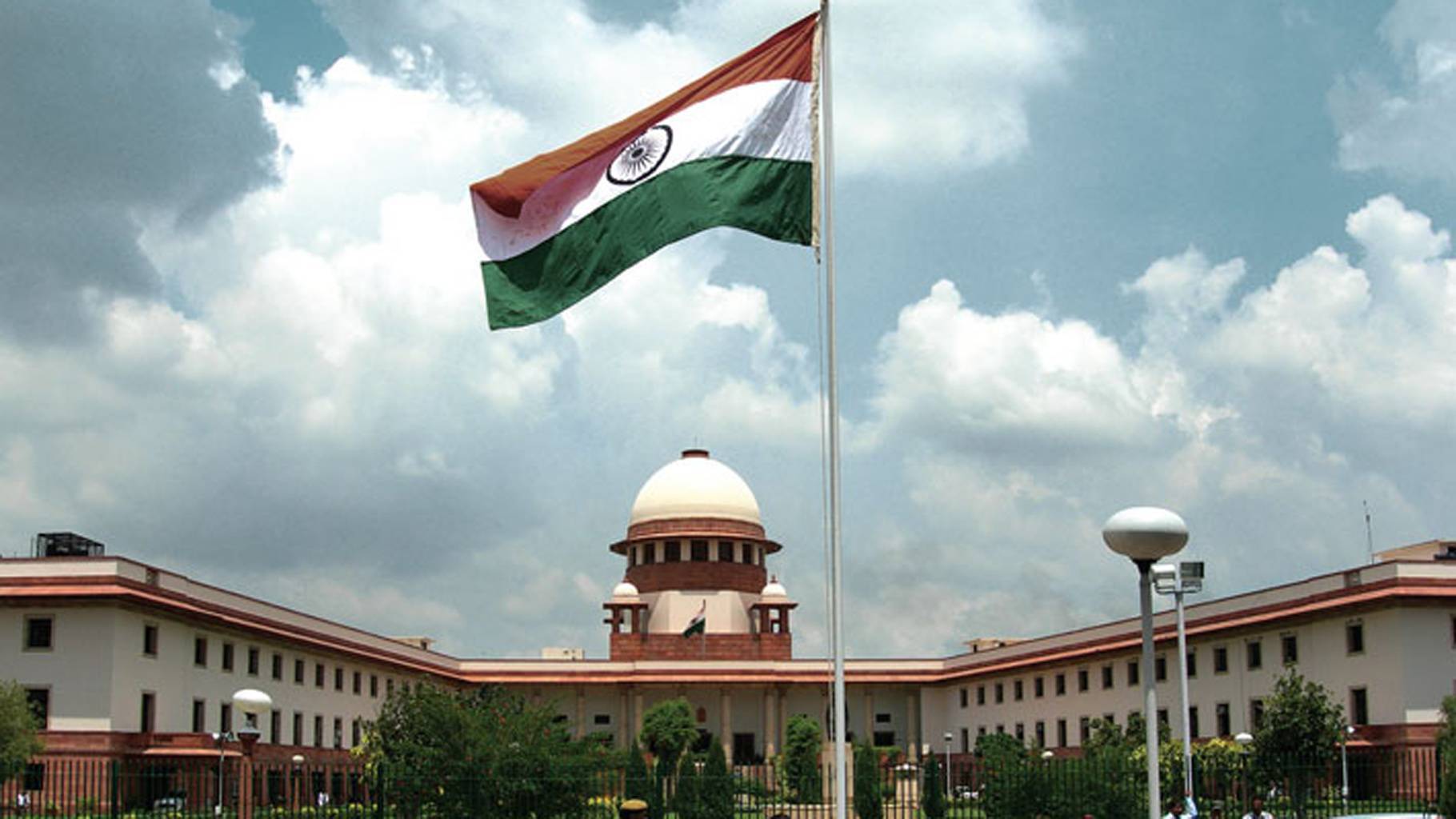 Defamation complaint case: You cannot be touchy in politics, says SC