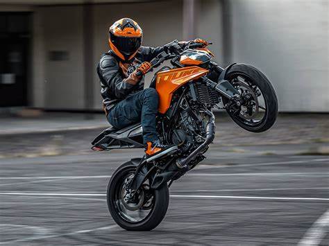 KTM