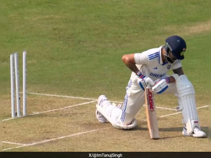 Virat Kohli was bowled for just 1 run off 9 balls as he continued his poor form in the Test series against New Zealand.