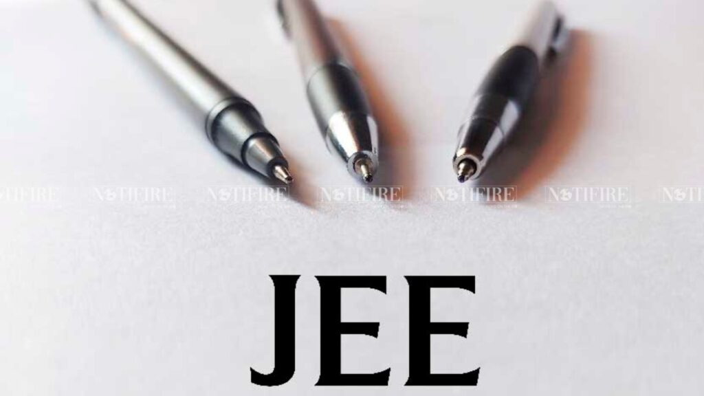 JEE