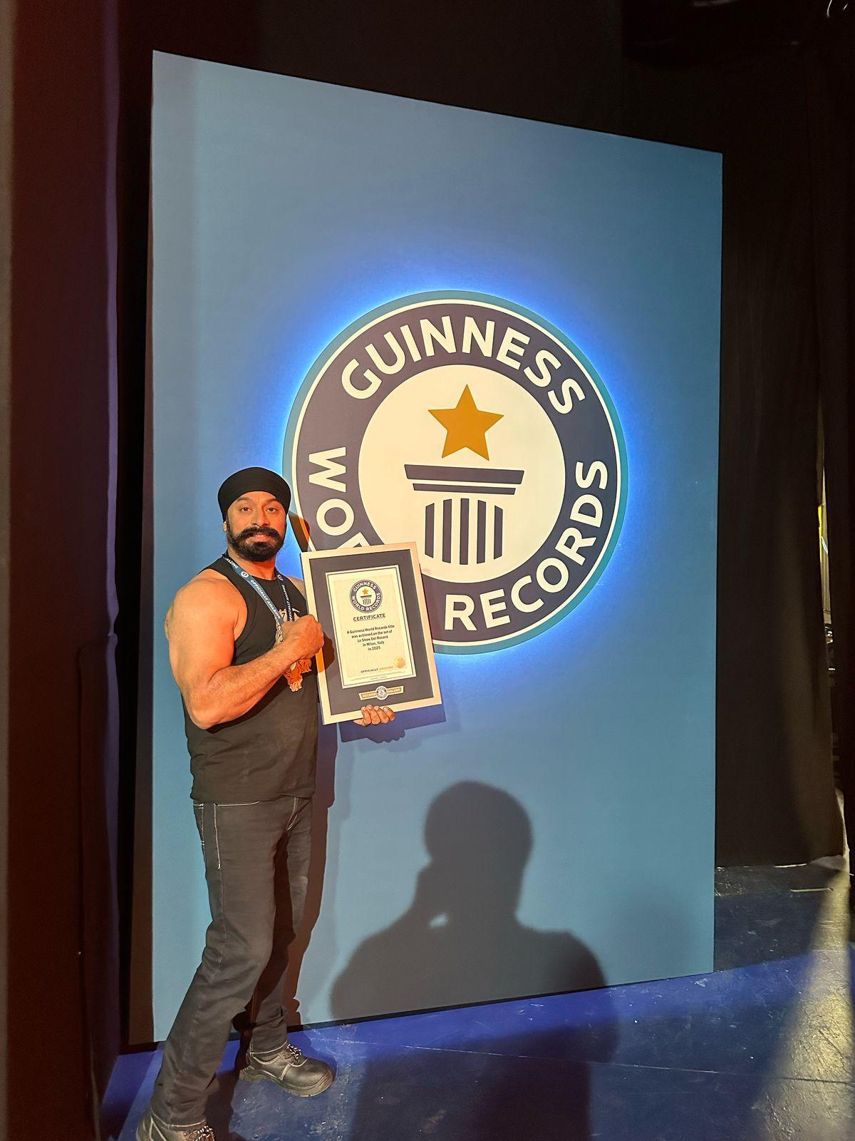 Steelman Amandeep Singh Sets World guiness Record – 23 Motorbikes Ride